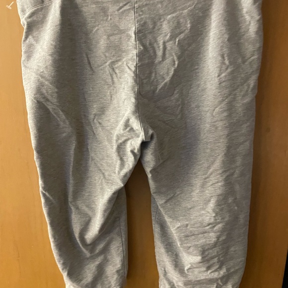 Ladies capris - Picture 7 of 7